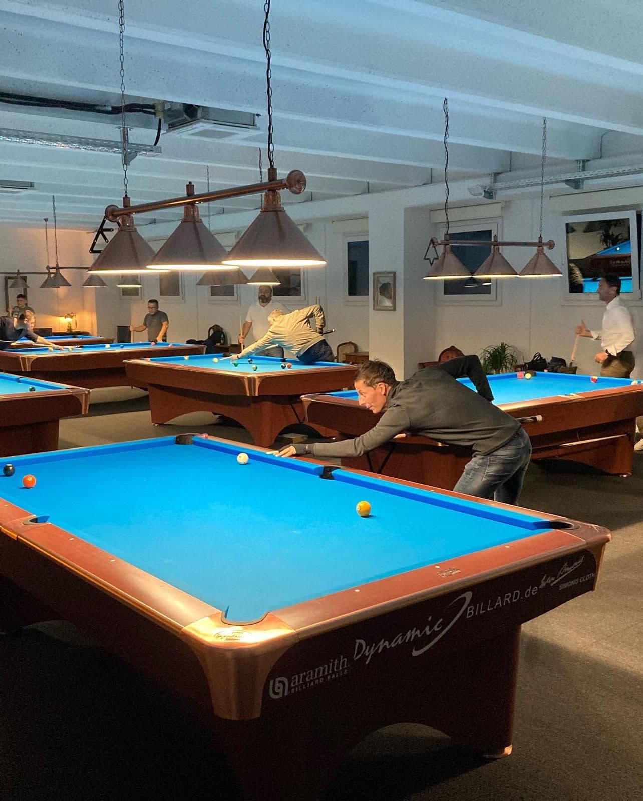 Scatto sala biliardi 4